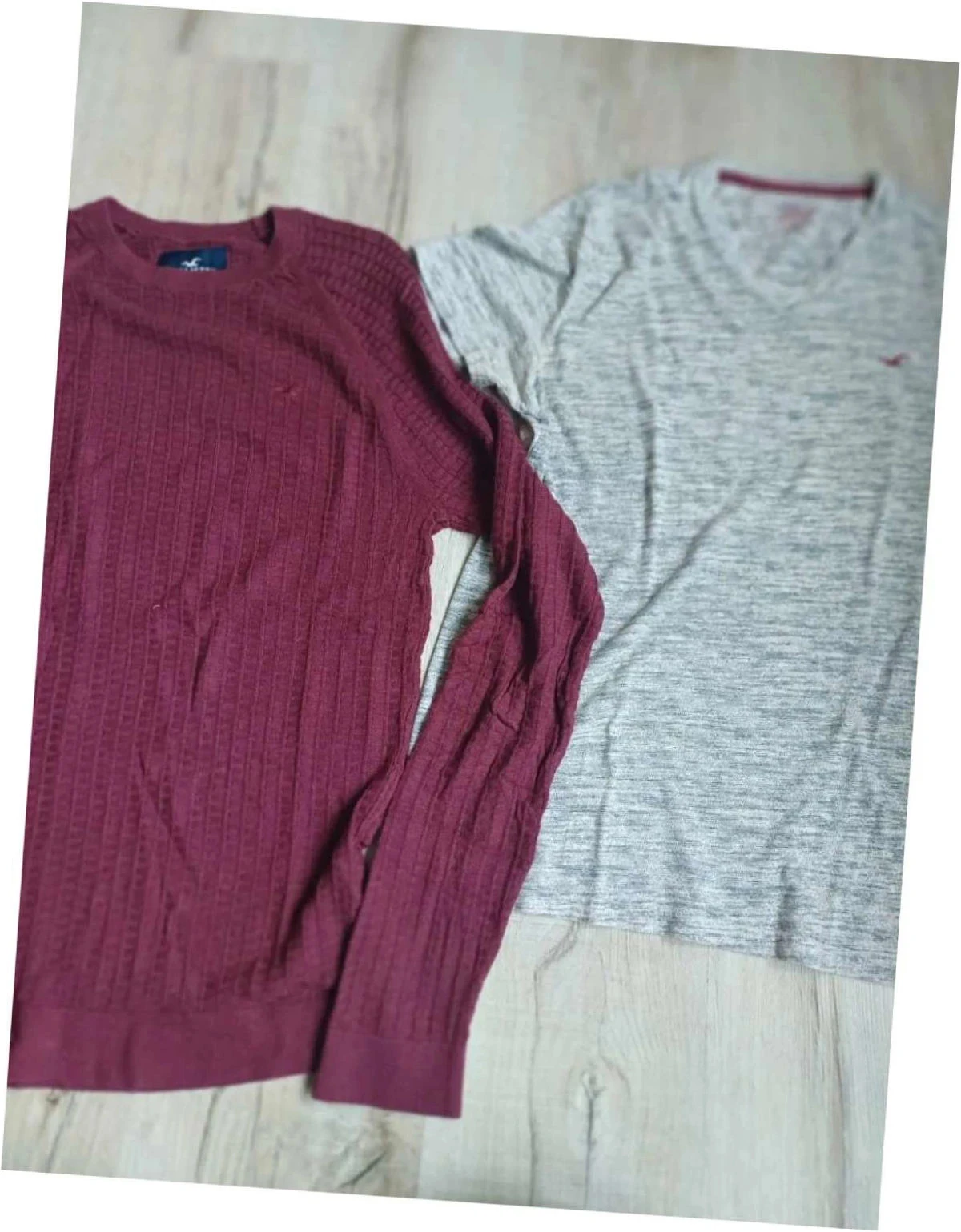 Lot de deux hauts hollister taille L